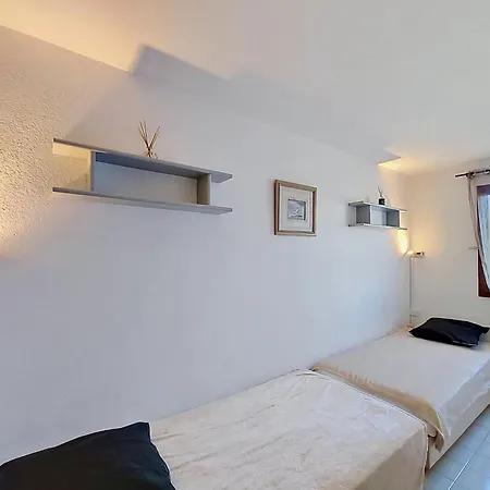 Amoureva-6 By Interhome Appartement